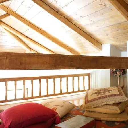 House In Hotel Delphi