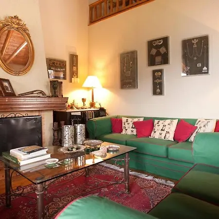 فندق House In